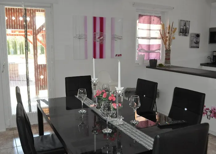 Lifestyle Balaton Дом отдыха Шиофок